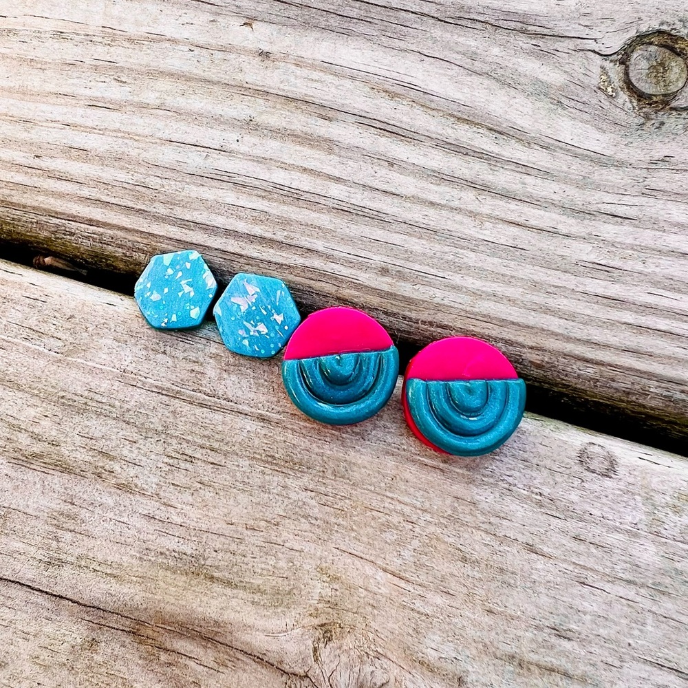2 pack of Clay Stud Earrings